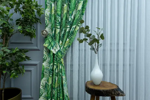 Yaprak Desenli Fon Perde Kumaşı Kalındır Duck Bezi Değildir- Yeşil-Beyaz-Açık Yeşil