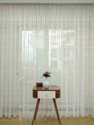 Enine Çizgili Etek Ucu Desenli Tül Perde- Ekru