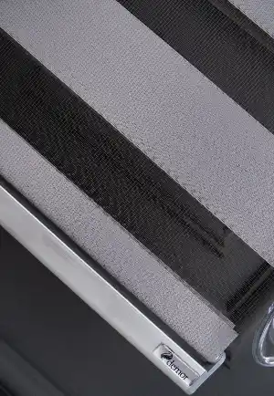 Gri Renk Düz Zebra