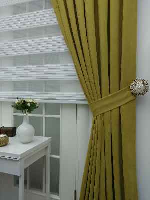 Açık Yeşil Düz Fon Perde (280 Eninde)- Açık Yeşil