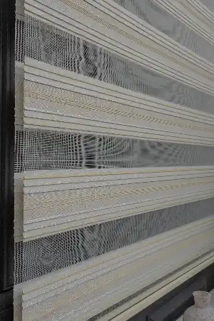 Yatak Odası - Simli Plise Zebra Perde, Yüksek Kalite