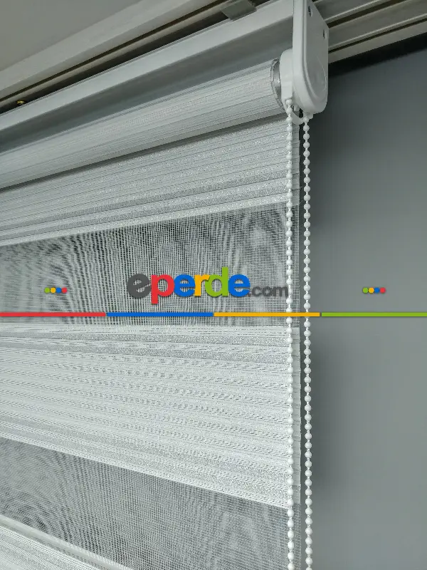 Salon Zebra Perde - 2021 Sezonu - Geniş Pileli (plise) Zebra Perde - Simli Zebra Perde- Gri Simli