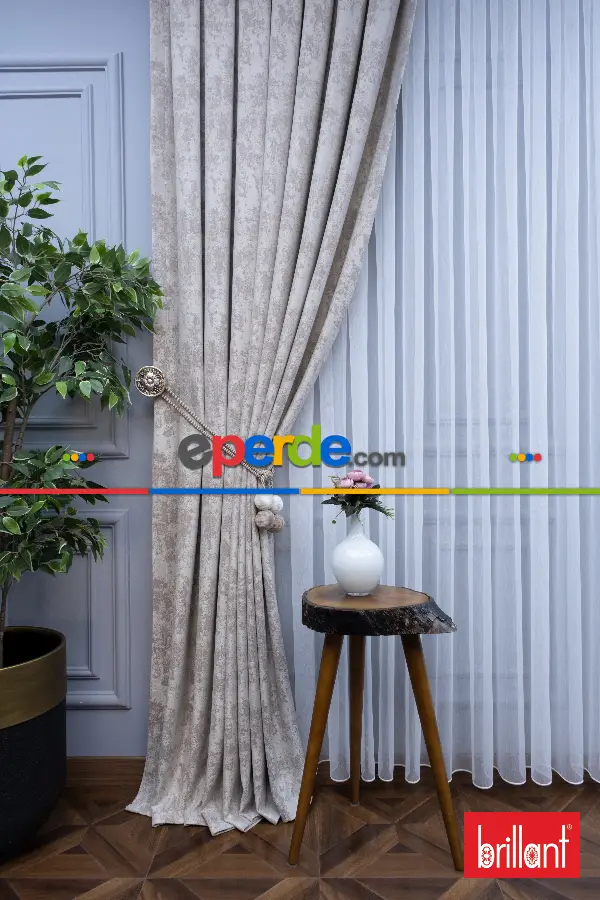 Patinedesenli Brillant Jakar Desen Fon Perde (dökümlü Fon )- Kum Beji