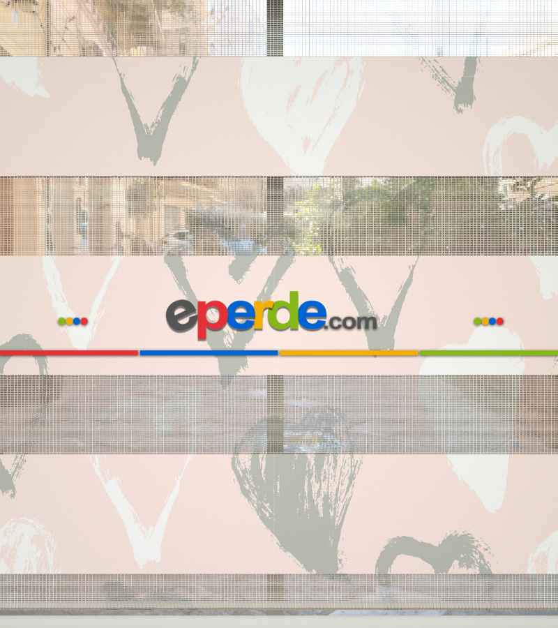 Kalp Desenli Baskılı Zebra Perde- Çok Renkli