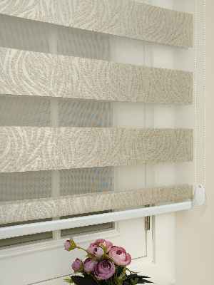 Vizon Kahverengi Kabartmalı Jakarlı Zebra Perde - Vizon Rengi