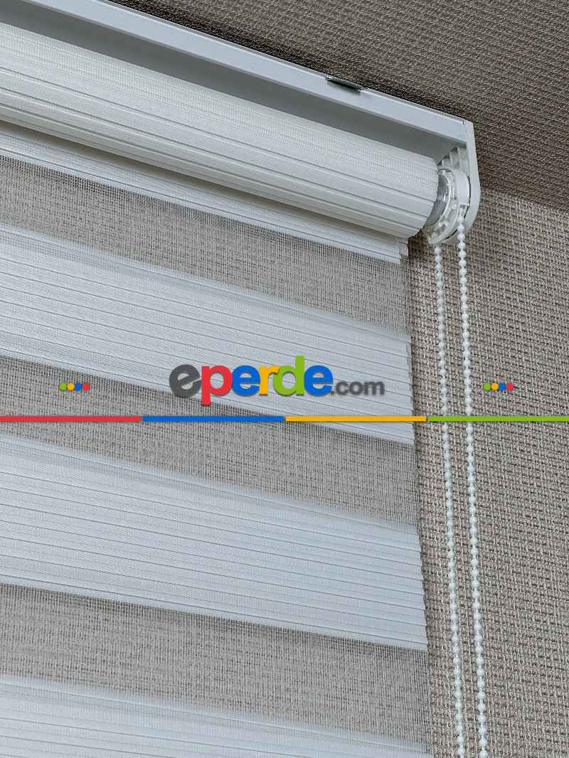 Yatak Odası Ekru Pliseli Dar Zebra Perde, Standart Metal Kasalı Yüksek Kalite Kornişe Kolay Montaj Seçenekli