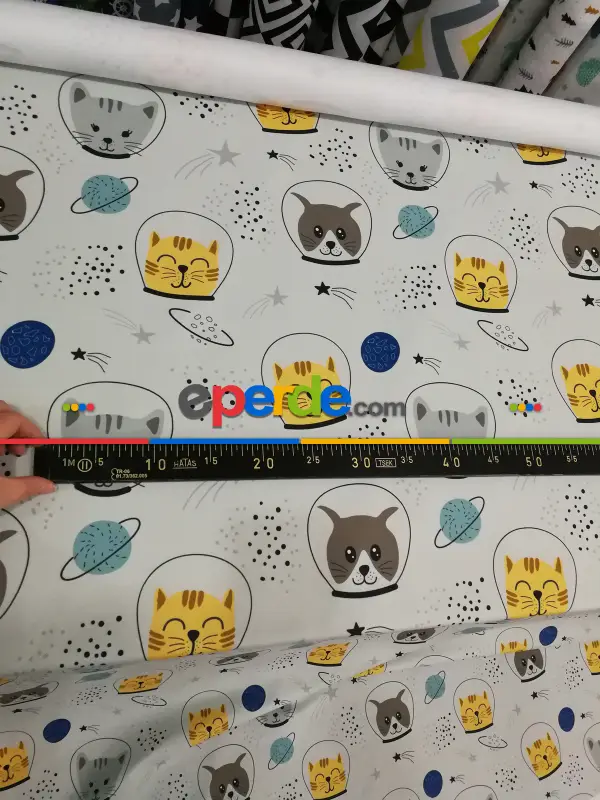 Uzaylı Kedi Desenli Fon Perde Evm1088-1 Kumaşı Kalındır Duck Bezi Değildir- Siyah-Sarı-Gri Koyu