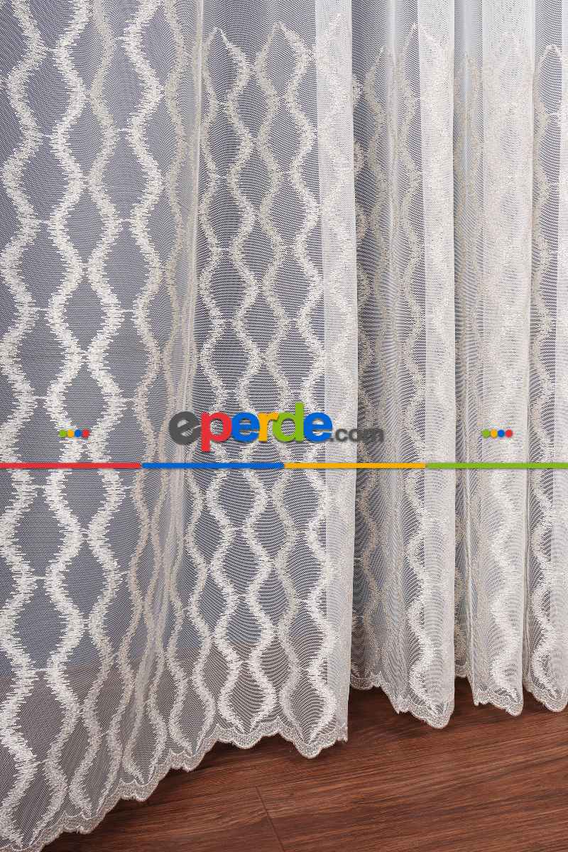 Salon Tül Modelleri - Eteği Duble Nakış Işlemeli Tül Perde