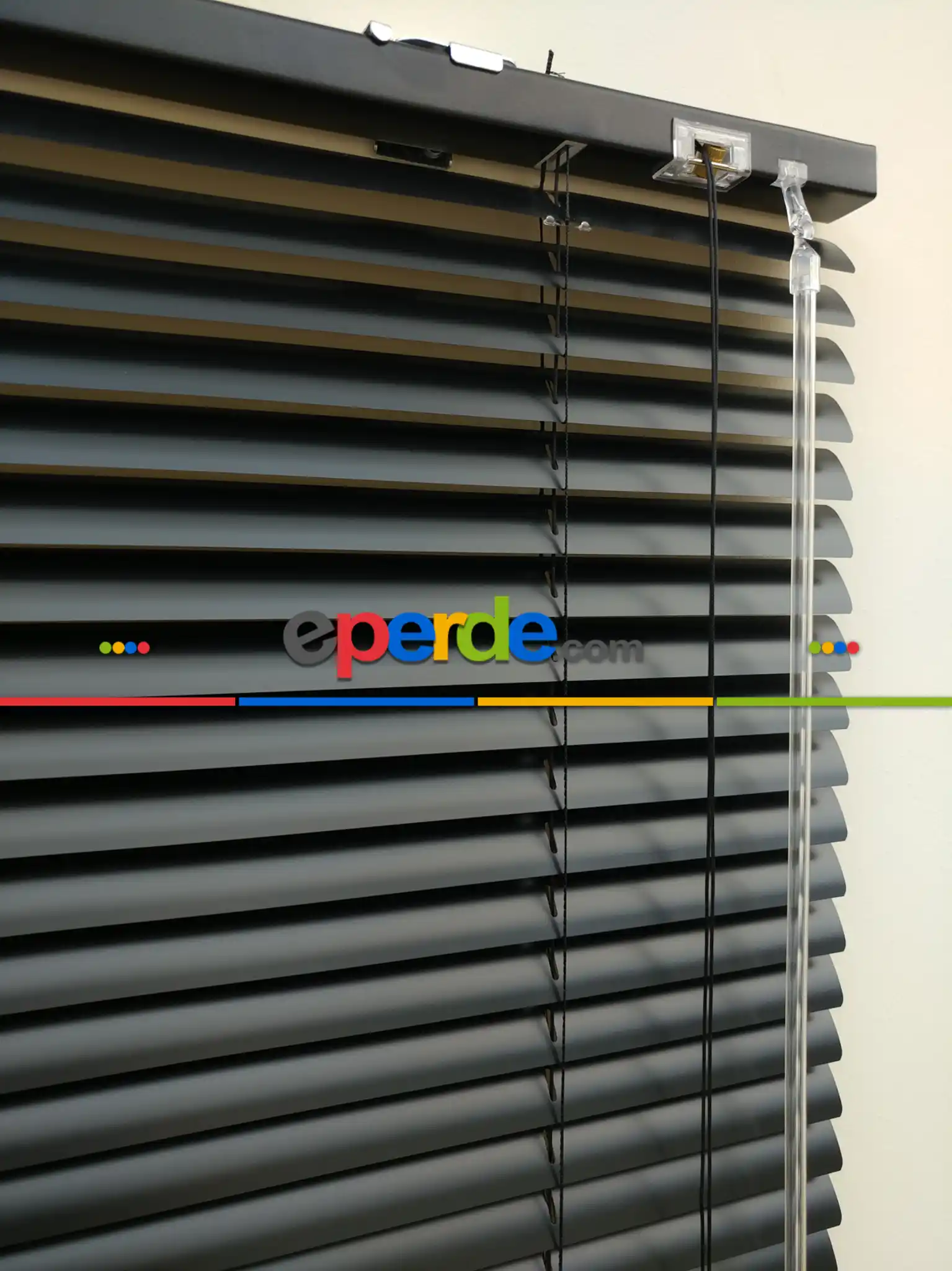 Siyah - Alüminyum Jaluzi Perde - 25mm Kalınlığında- Siyah