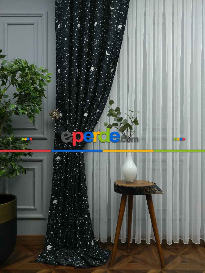 Uzay Gezegen Desenli Fon Perde Evm667 Kumaşı Kalındır Duck Bezi Değildir- Siyah-Beyaz