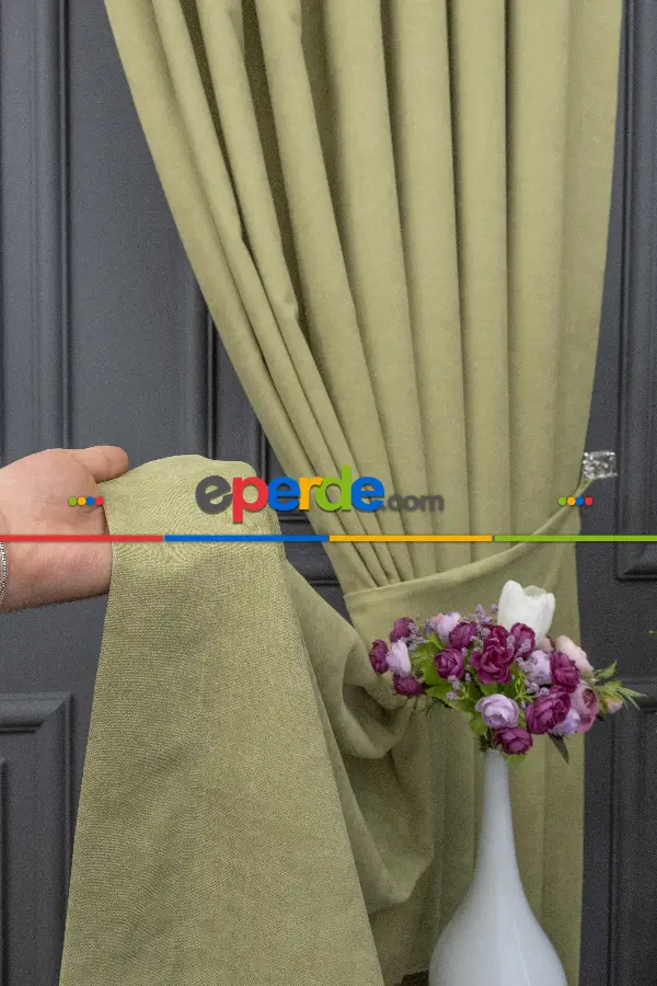 Su Yeşili Rengi Düz Fon Perde En Dökümlü Fon Perde