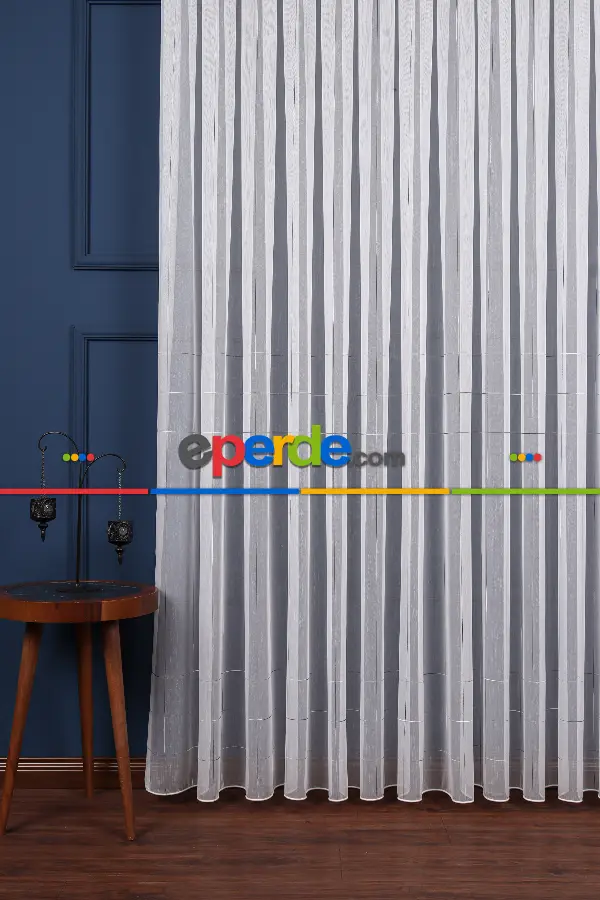 Zarif Nakış İşlemeli Tül Perde