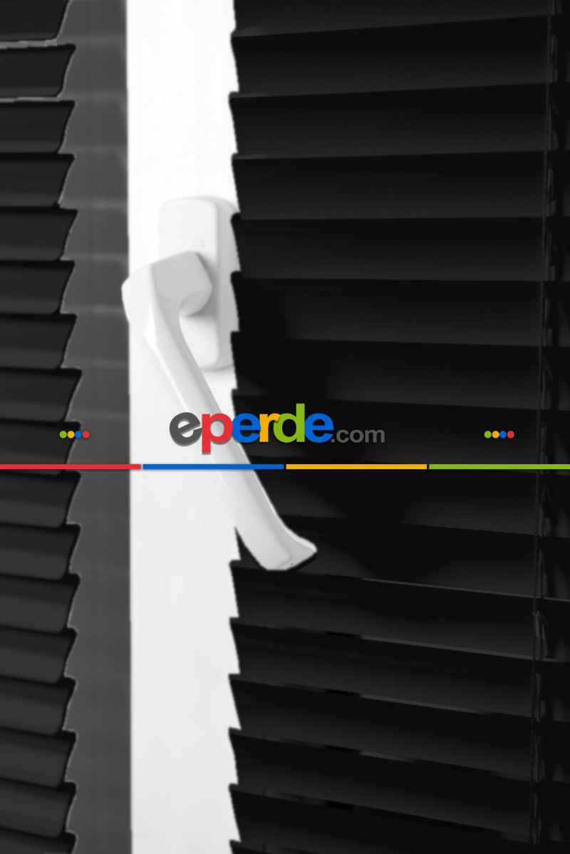 %40 İndirimli Siyah - Alüminyum Jaluzi Perde - 25mm Kalınlığında- Siyah