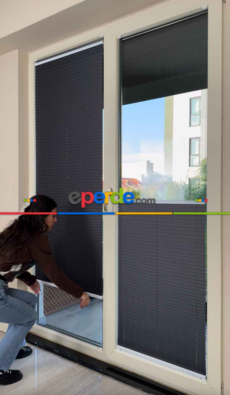 Mutfak Yapışkanlı Sistem - Tülsüz Plise Perde15 Renk ( Diğer Ürünümüzde Tüllü Seçenek Vardır Ürün Kodu 100168)