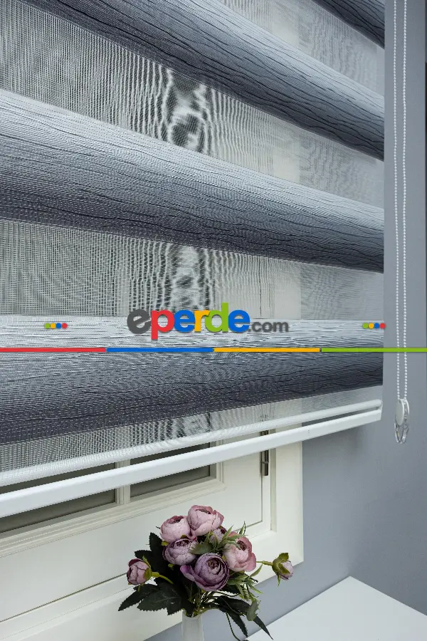 Zebra Perde 2021 Sezonu Gri Ve Beyaz Renk Geçişli Jakarlı A Kalite Zebraperde