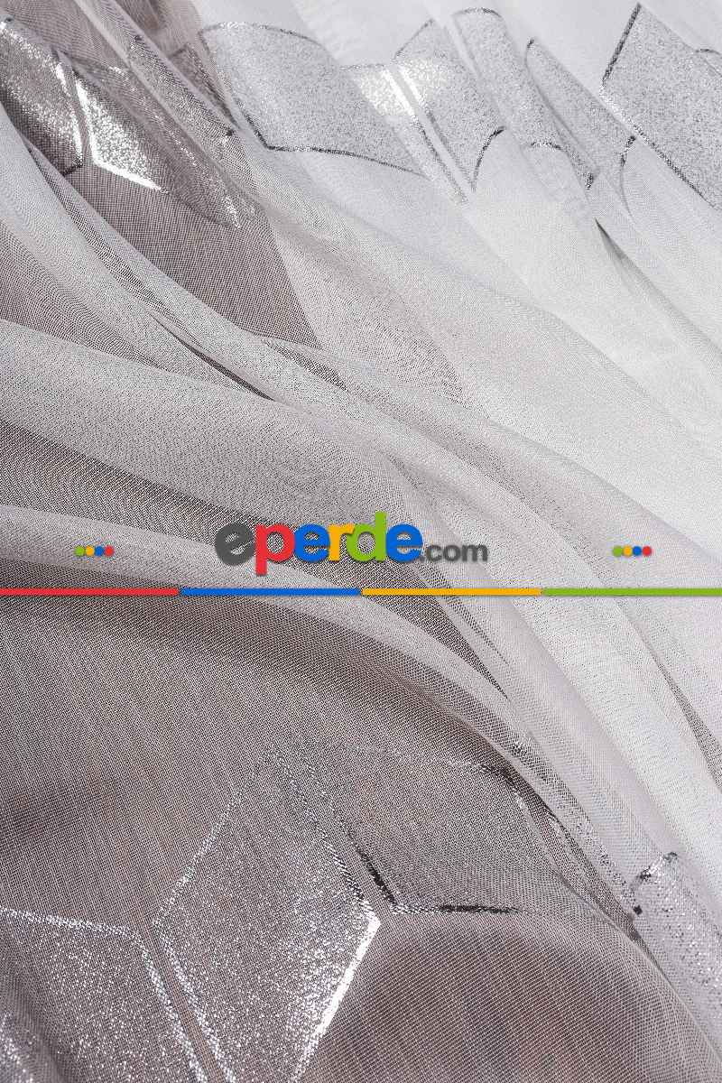 Yatak Odası - Enine Bantlı Ekru-gümüş Tt Zemin Tül Perde