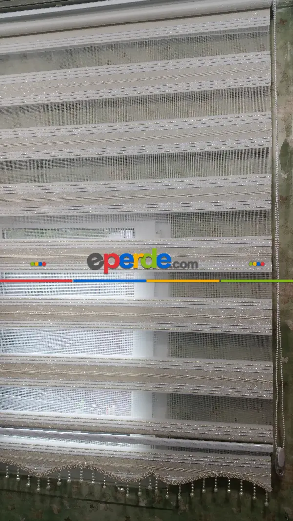 Oturma Odası - Elit Simli Pileli Krem Zebra Perde - Krem-altın Simli-gri Simli- Çok Renkli 3