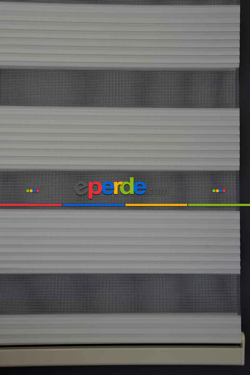 Halim Perdesan Dp-01 Beyaz Renk Etekli Veya Eteksiz Dar Pliseli Zebra Stor Perde