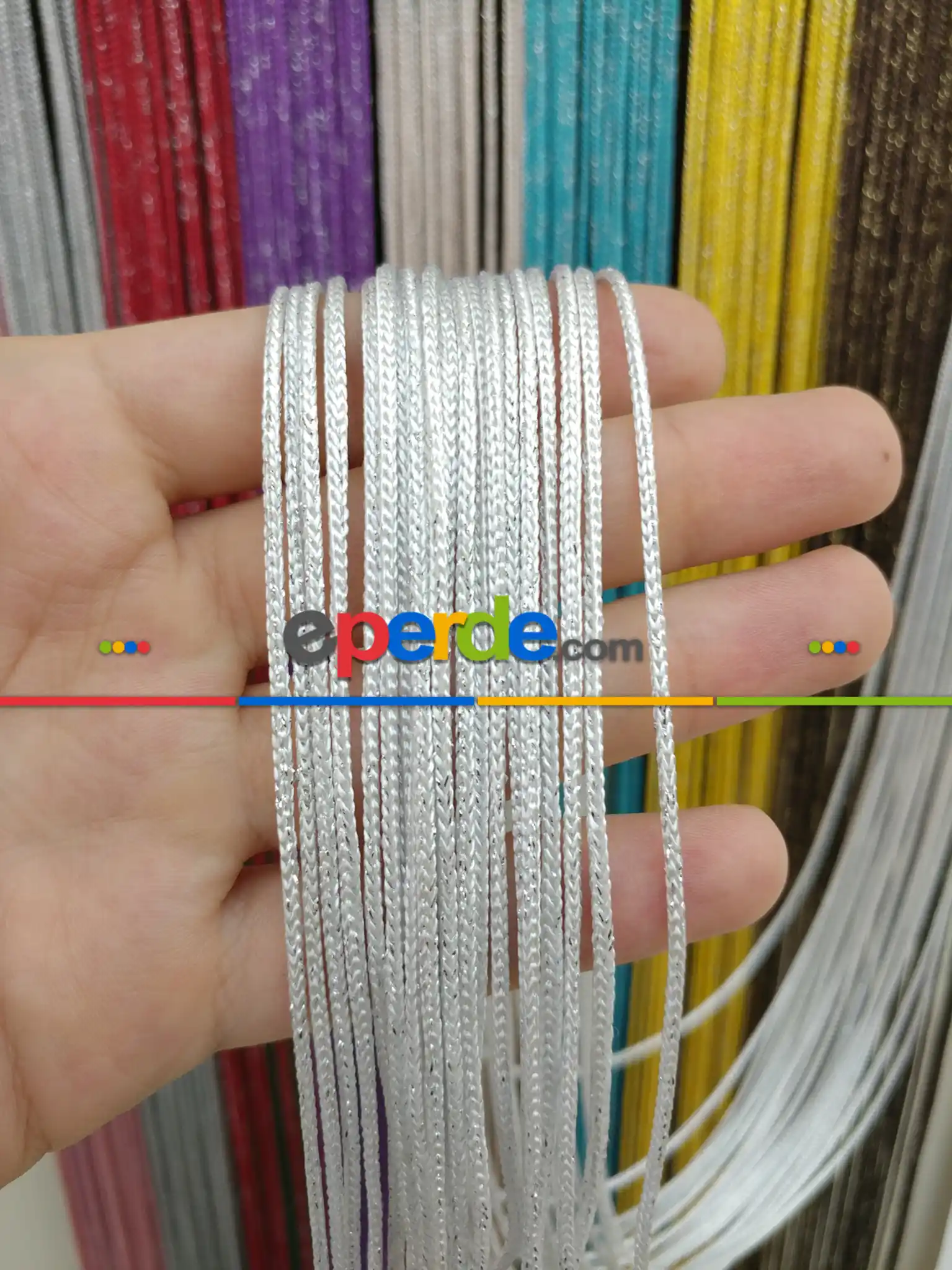 Beyaz Rengi İp Perde Kalın Zincir Simli Serisi- Beyaz-gümüş