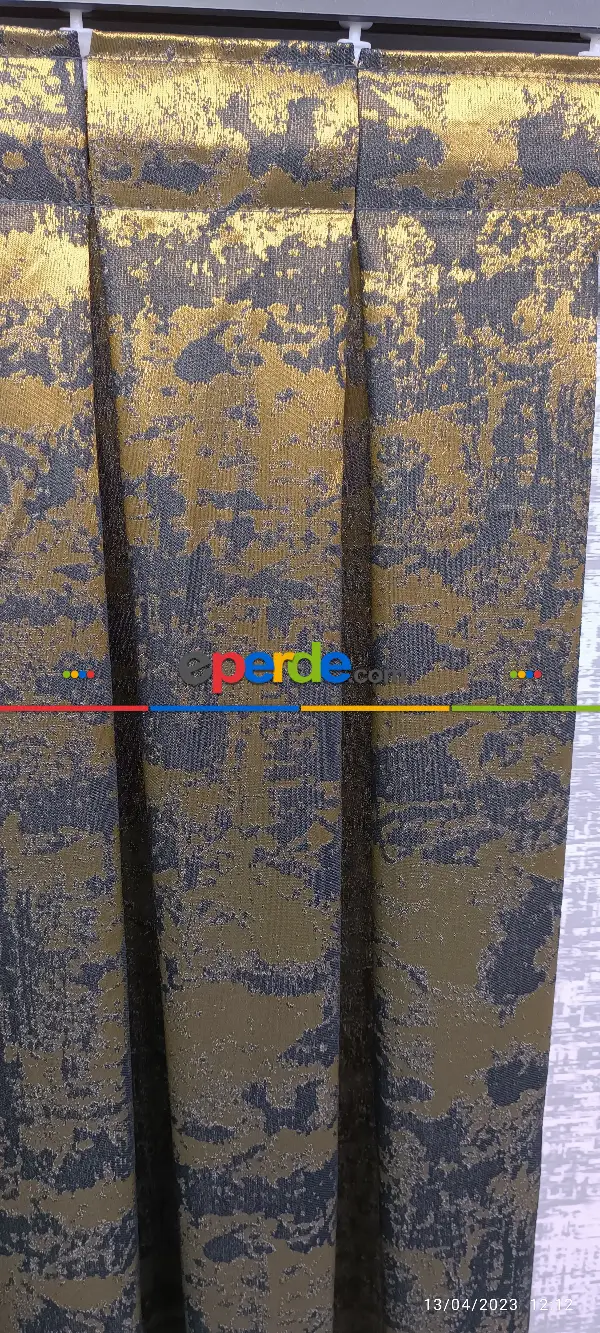 Yatak Odası - 2023 Elit Modern Damask Desenli Fosforlu İplik Dokuma Fon Perde - 1