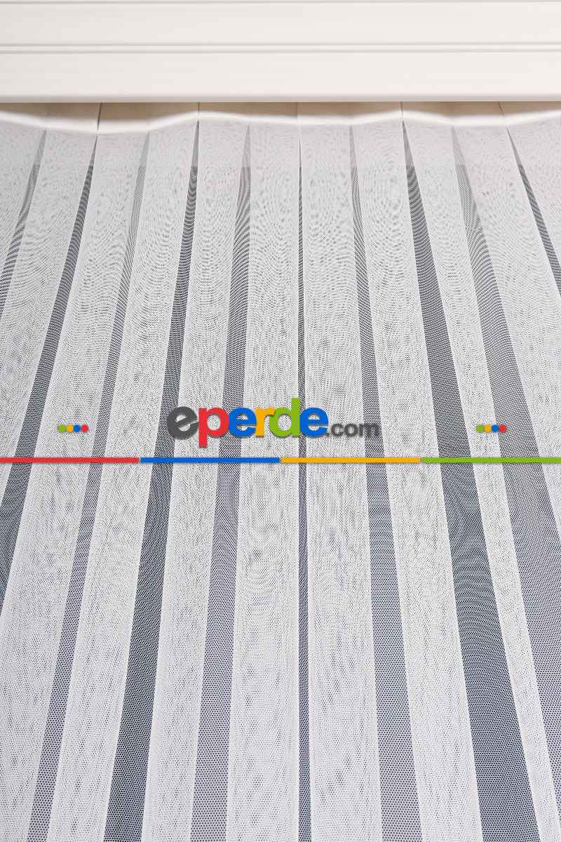 Salon Tül Modelleri - Eteği Duble Nakış Işlemeli Tül Perde