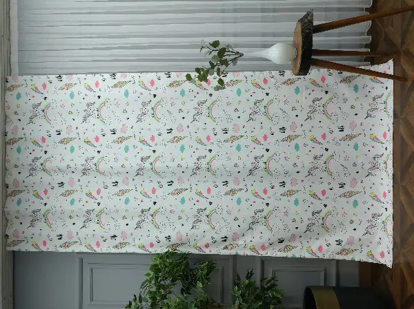 Bebek Odası Fon - Unicorn Desenli Fon Perde Evm681 Kumaşı Kalındır Duck Bezi Değildir- Siyah