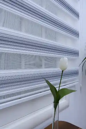 Gri Mutfak Perdesi Mekanizmalı Zebra Perde Plise- Gri-Füme-Antrasit