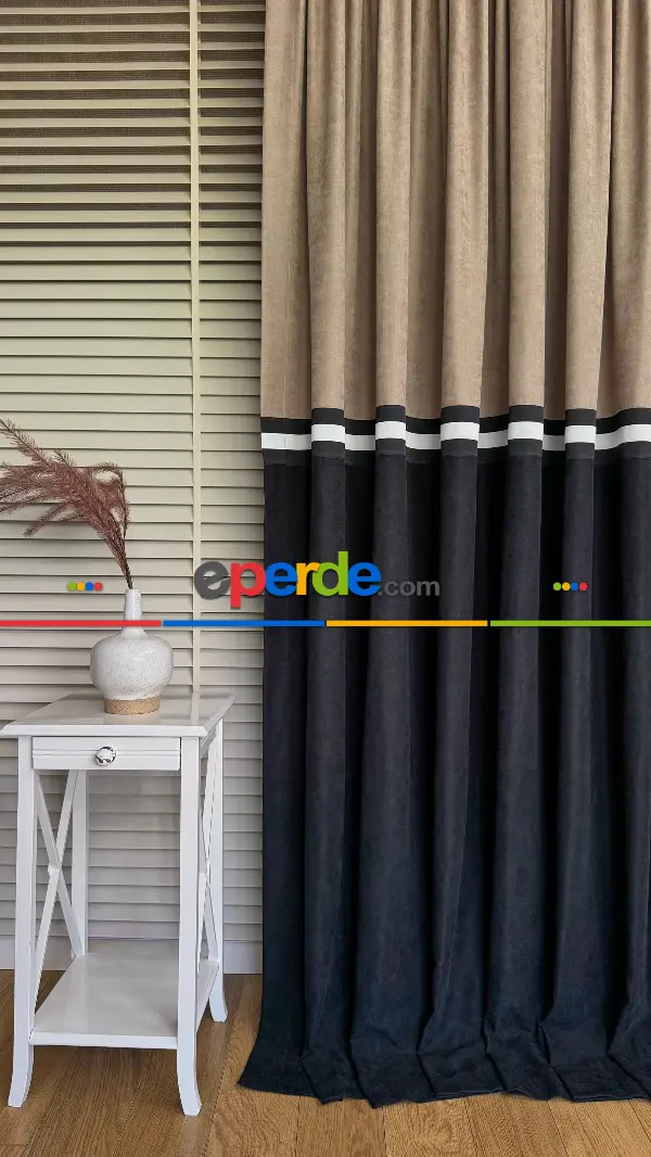 Siyah Ve Bej Rengi Kombinli Fon Perde, İki Kumaş Bordür İle Birleştirilmiştir, Özel Tasarımdır.