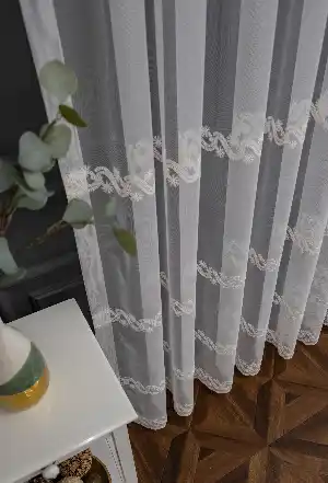 Yatak Odası Tül - Brillant Tül Perde - Sıra Saros Etek Ucu İşlemeli Tül Perde - Ara Bantlı Desenli Tül