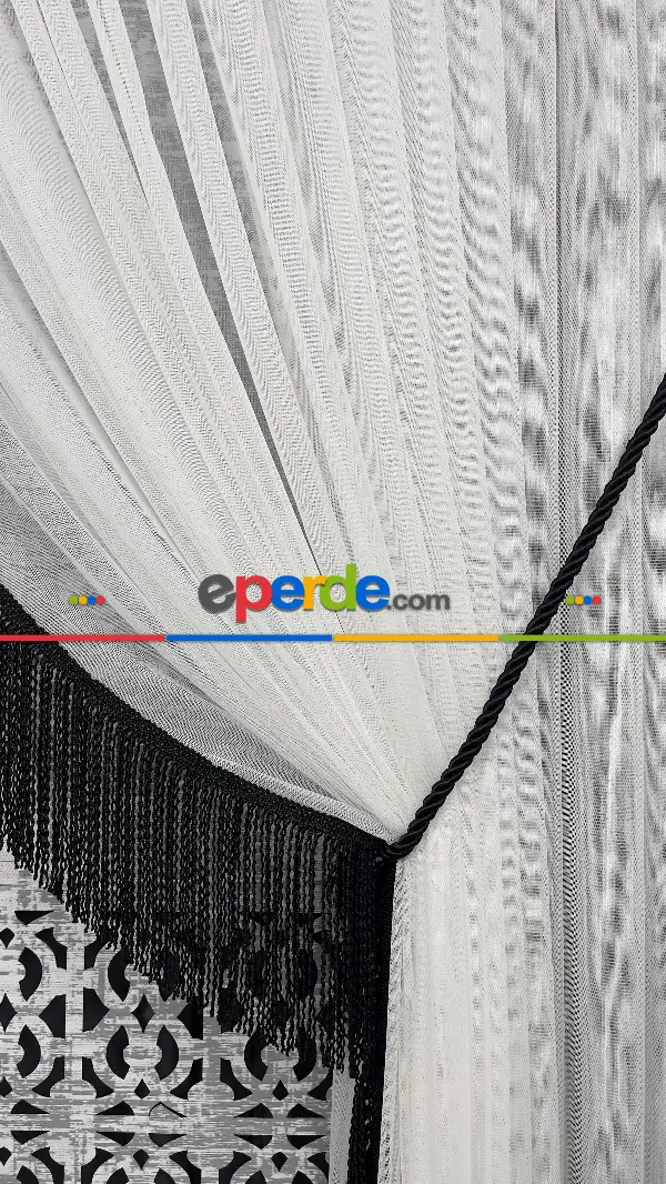 Siyah Saçak Detaylı Tül Fon Perde - Kordon Toplama