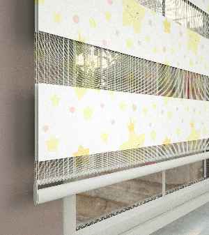 Yıldız Desenli Baskılı Zebra Perde- Çok Renkli