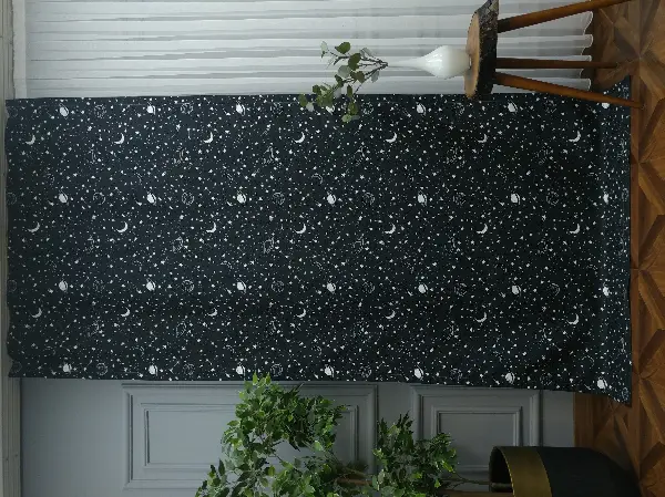 Bebek Odası Fon - Uzay Gezegen Desenli Fon Perde Evm667 Kumaşı Kalındır Duck Bezi Değildir- Siyah