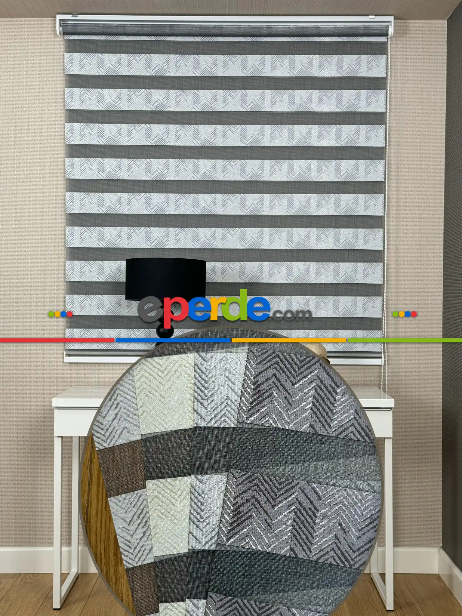 Yatak Odası Parlak Gri Geometrik Jakar Dokuma Zebra Perde, Standart Metal Kasalı Yüksek Kalite Kornişe Kolay Montaj Seçenekli