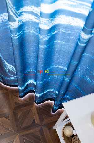 Hazır Ölçülü Dökümlü Kumaştan Orman Manzaralı Baskılı Pilesiz Fon Perde 1. Kalite