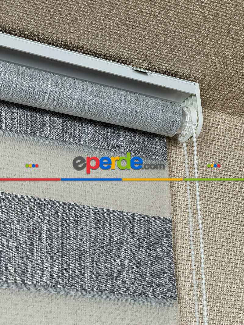 Genç Odası Gri Jakar Dokuma Zebra Perde, Standart Metal Kasalı Yüksek Kalite Kornişe Kolay Montaj Seçenekli