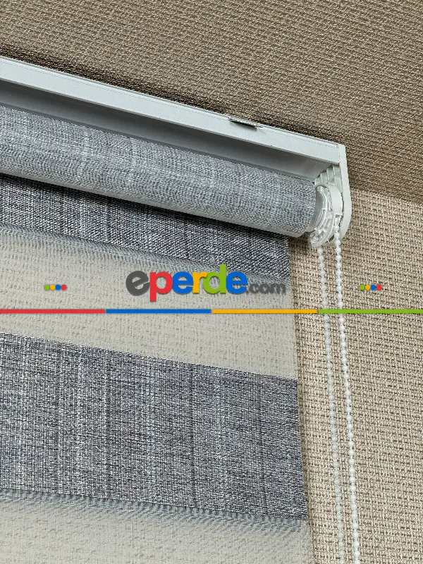 Genç Odası Gri Jakar Dokuma Zebra Perde, Standart Metal Kasalı Yüksek Kalite Kornişe Kolay Montaj Seçenekli