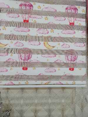 Çocuk Odası - 1. Kalite Bulut Desenli Zebra Perde- Pembe