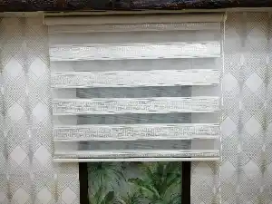 Gümüş Simli Krem Jakarlı Zebra Perde- Krem