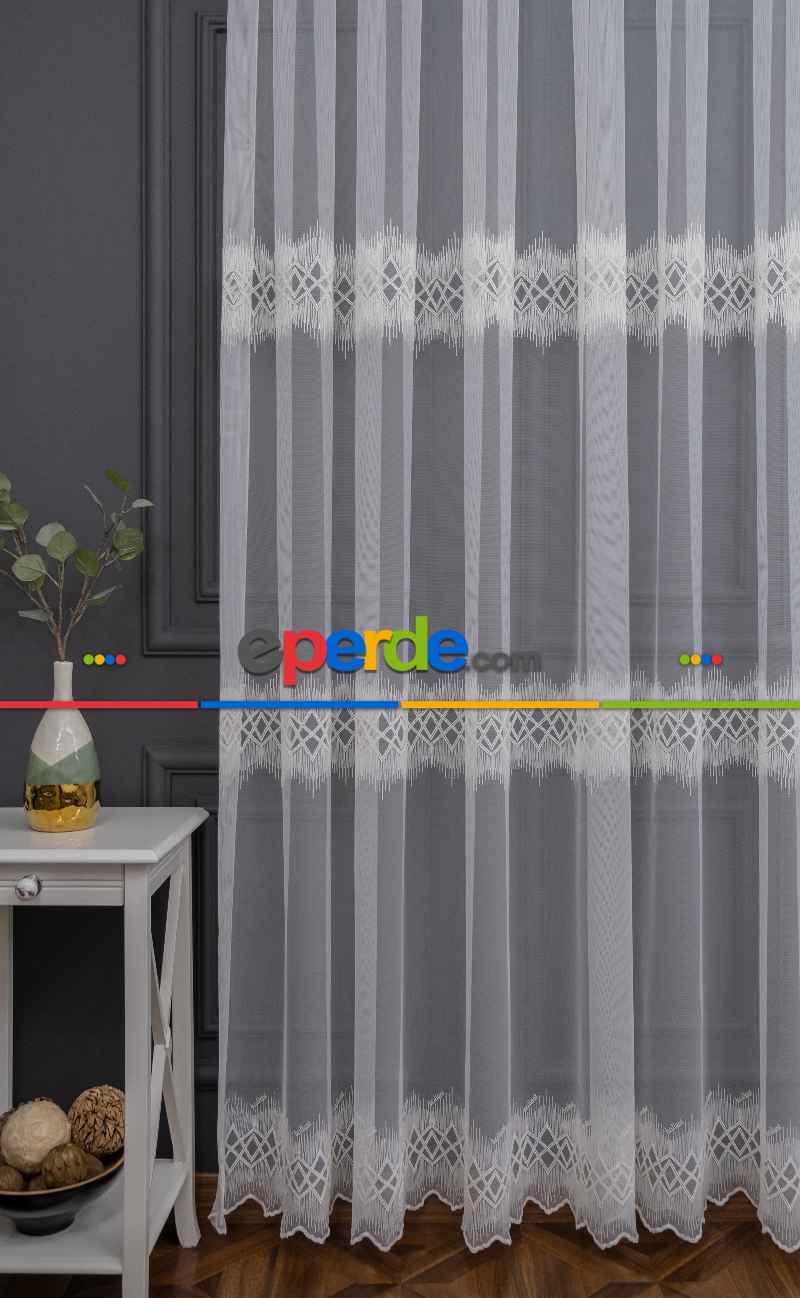 Brillant Brita Desen Tasarım Model İşlemeli Tül Perde