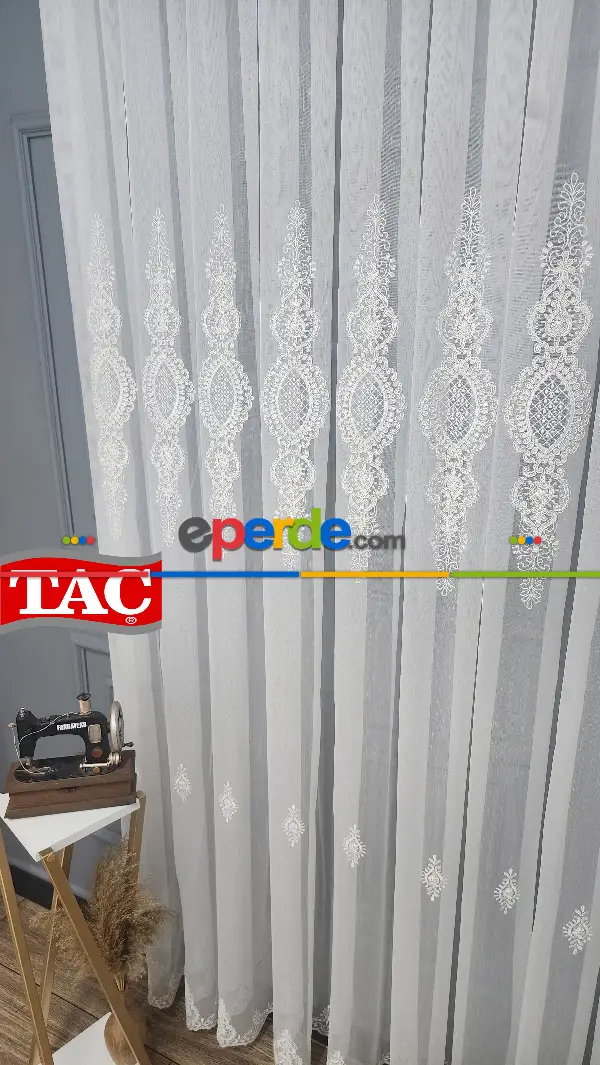 Taç Nakışlı Kort Damask Salon Model Tarz Tasarım Ultra Exculusive