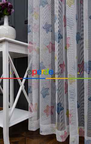 Hazır Ölçülü Petek Zemin Pembe Mavi Ve Sarı Renkli Yıldız Desenli Grek Baskılı Tül Perde