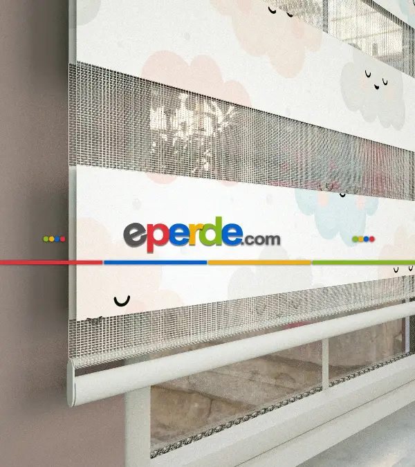 Bulut Desenli Baskılı Zebra Perde- Çok Renkli