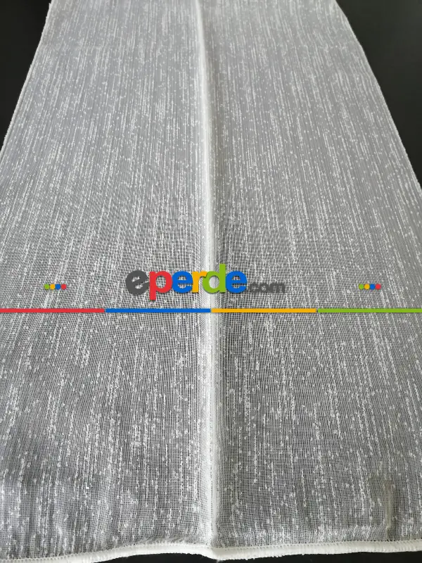 Kar Tanesi Serpme Desen Tül Perde - Beyaz