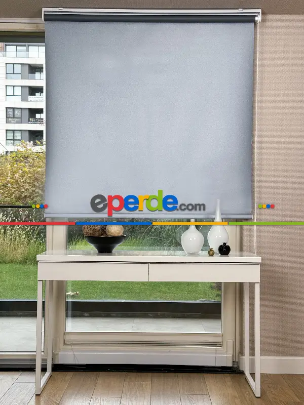 Salon Parlak Antrasit Gri Karartma Blackout Stor Perde, Standart Metal Kasalı Yüksek Kalite Kornişe Kolay Montaj Seçenekli