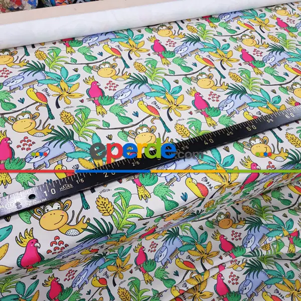 Bebek Odası Fon - Tropikal Orman Desenli Fon Perde Evm688 Kumaşı Kalındır Duck Bezi Değildir- Yeşil