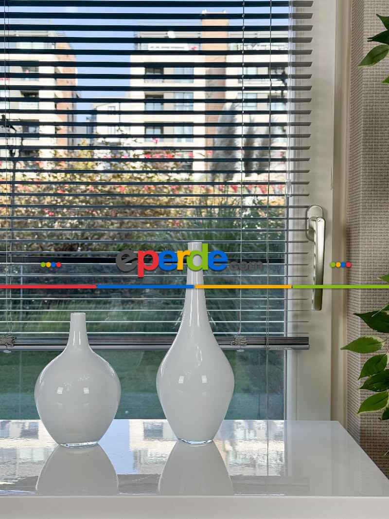 Mutfak Metalik Gümüş Alüminyum Jaluzi Perde - 25mm