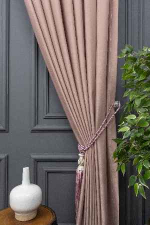 Dökümlü Düz Renk Hafif Parlak Soft Perde 140 Cm