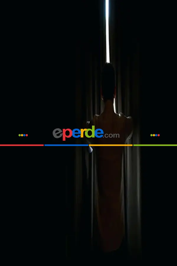 Yatak Odası - Mürdüm Karartma Blackout Güneşlik Fon Kalın Perde