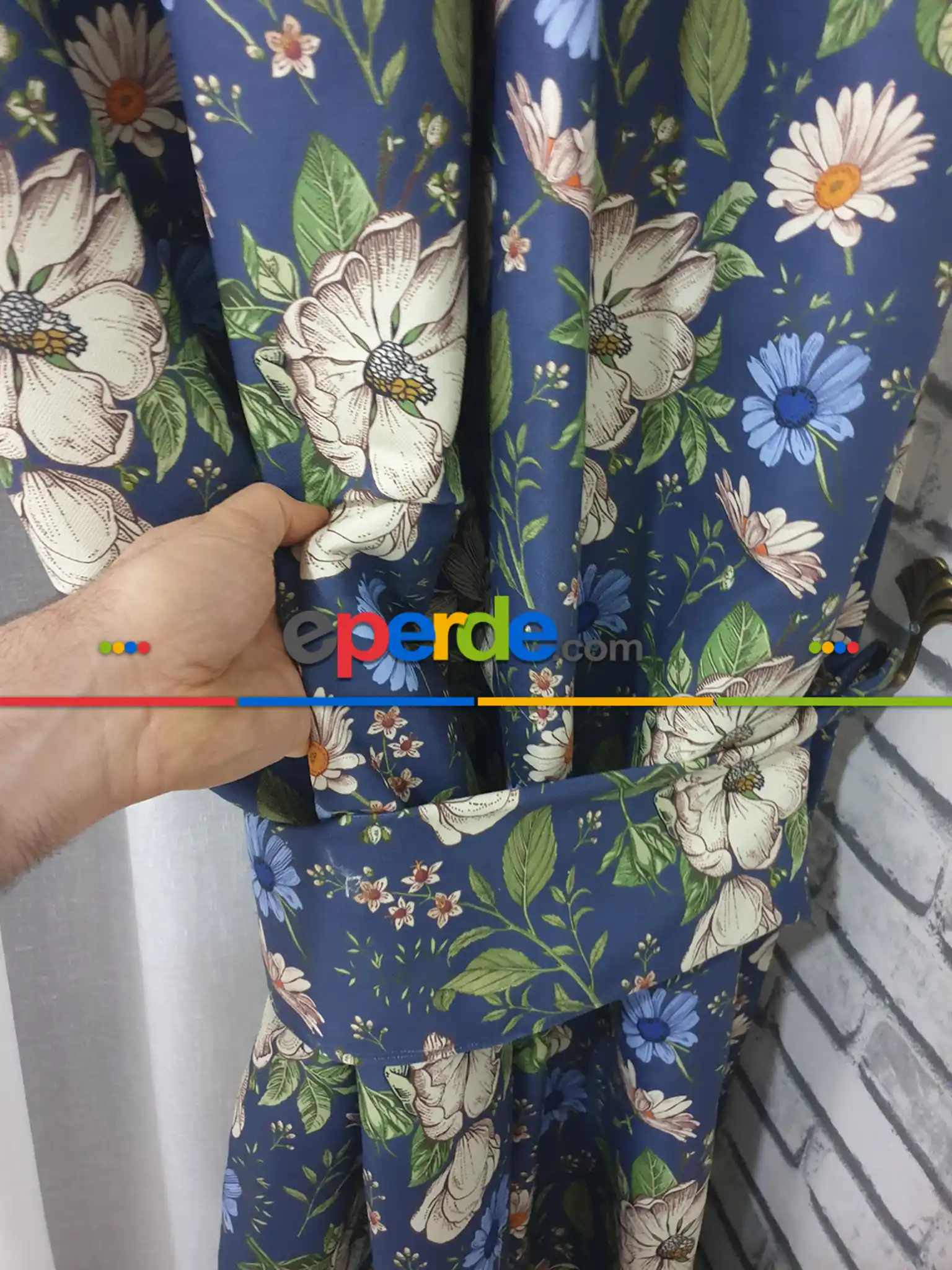 Çiçek Desenli Fon Perde Evm1073 Kumaşı Kalındır Duck Bezi Değildir- Siyah-beyaz