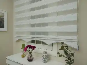Zebra Perde - Micro Pilise - Simli Geçişli Zebra Perde- Gümüş Simli-Ekru